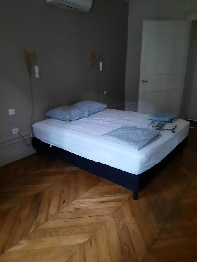 Le Cassandre Apartment Givry  Ngoại thất bức ảnh